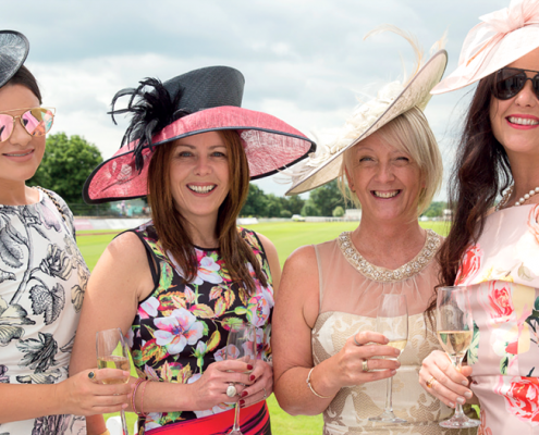 Fashion tips for ladies day