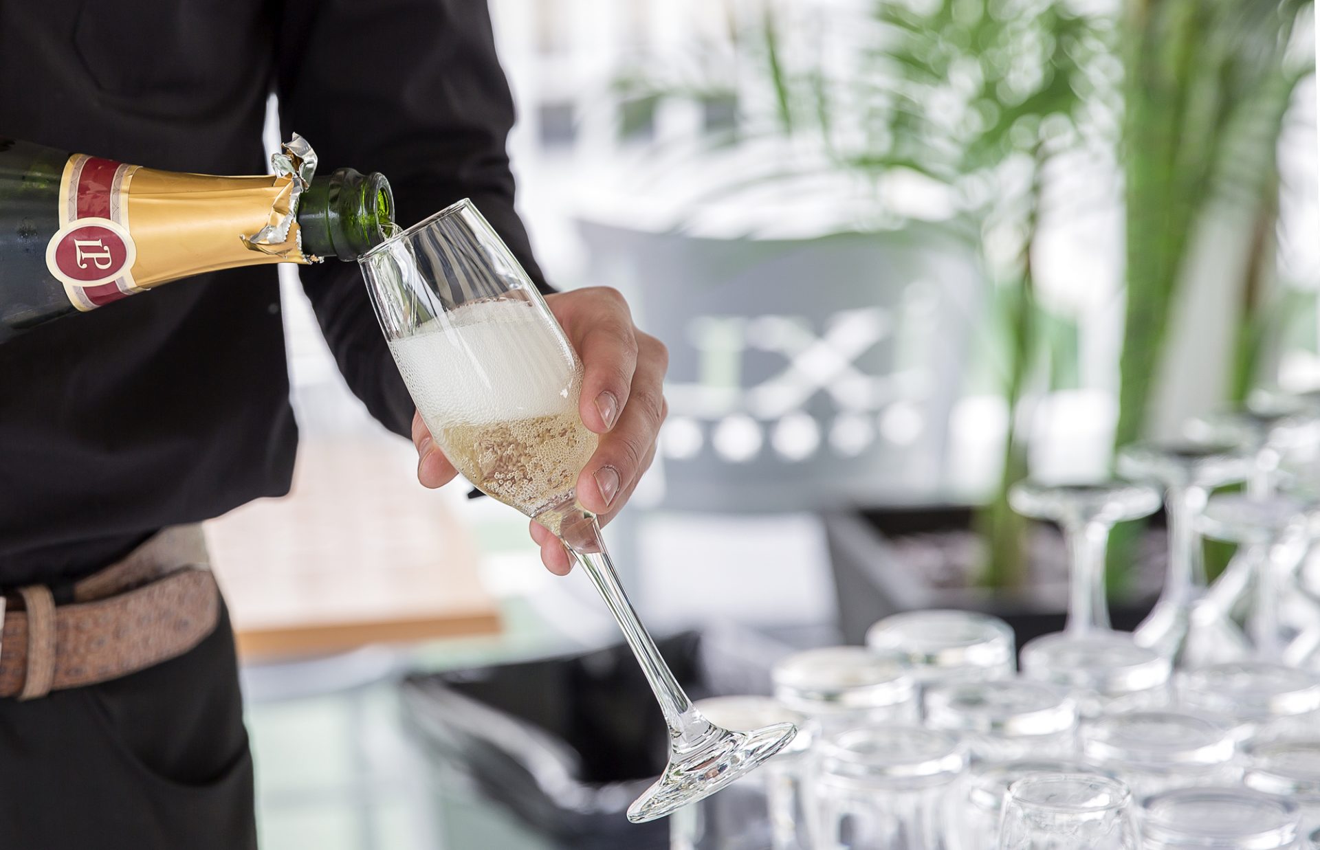 Memorable Wedding, champagne being poured